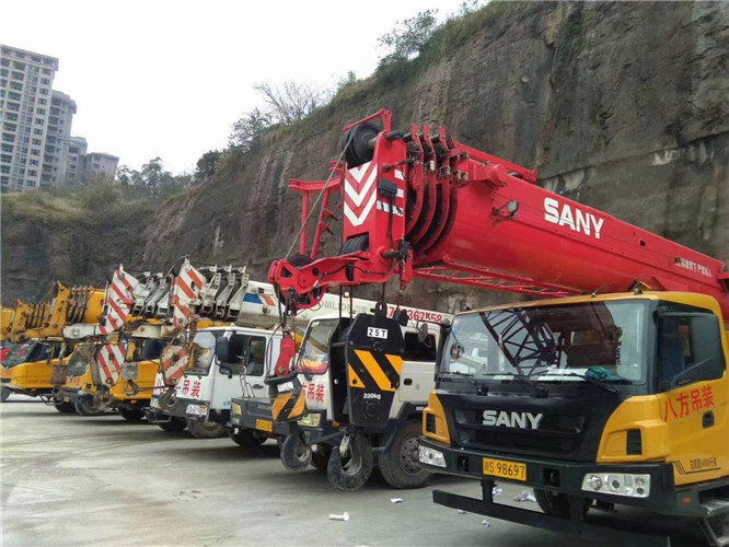 黄州区吊车出租按什么计费？台班费、单次费、里程费怎么算？